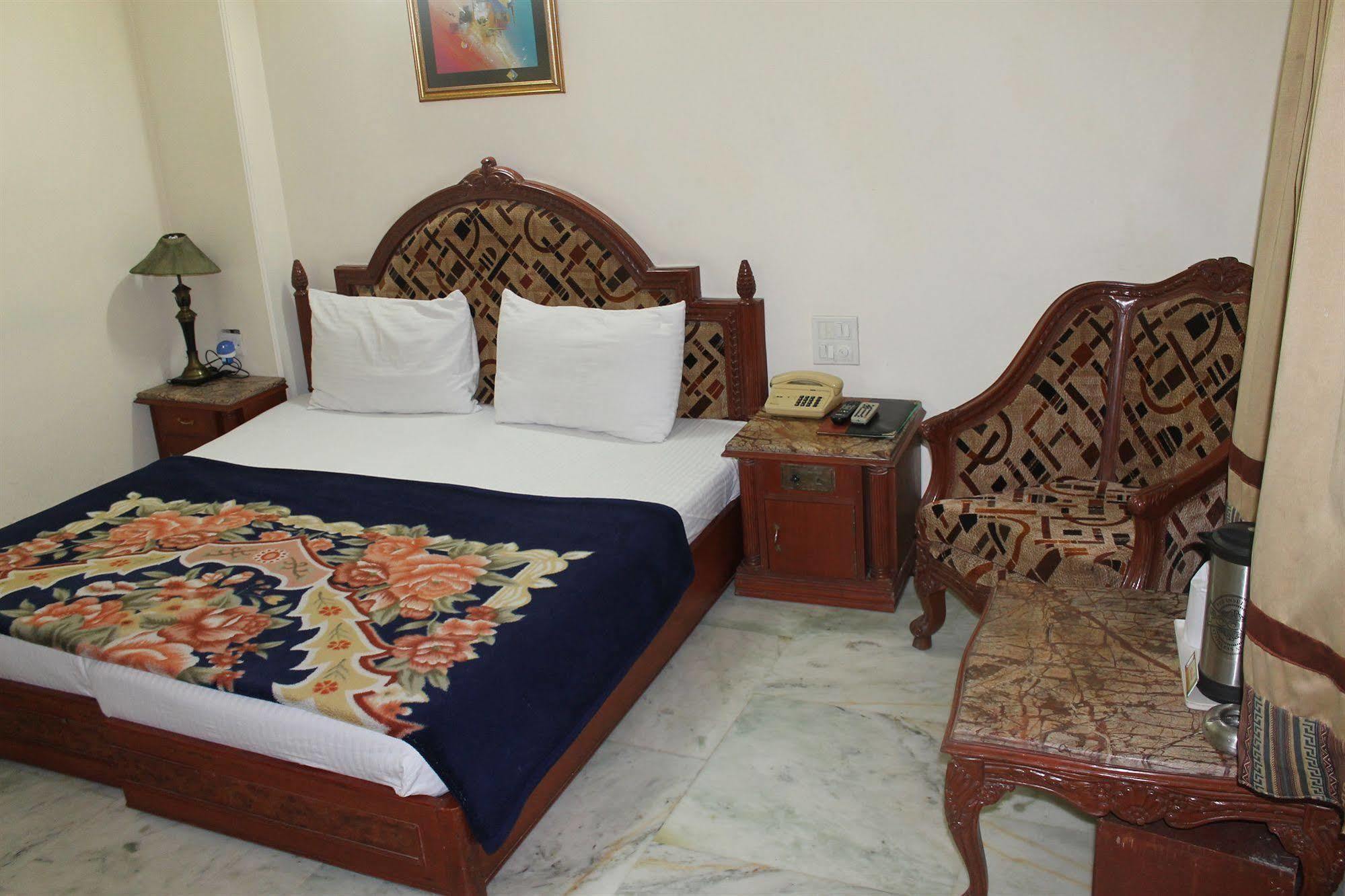 Hotel Sunstar Residency Delhi  Luaran gambar